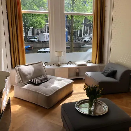 The Monumental Canal House Anna Apartman
